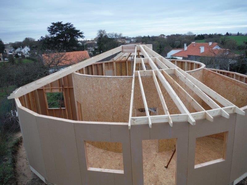 Maison ossature bois style yourte à Poitiers